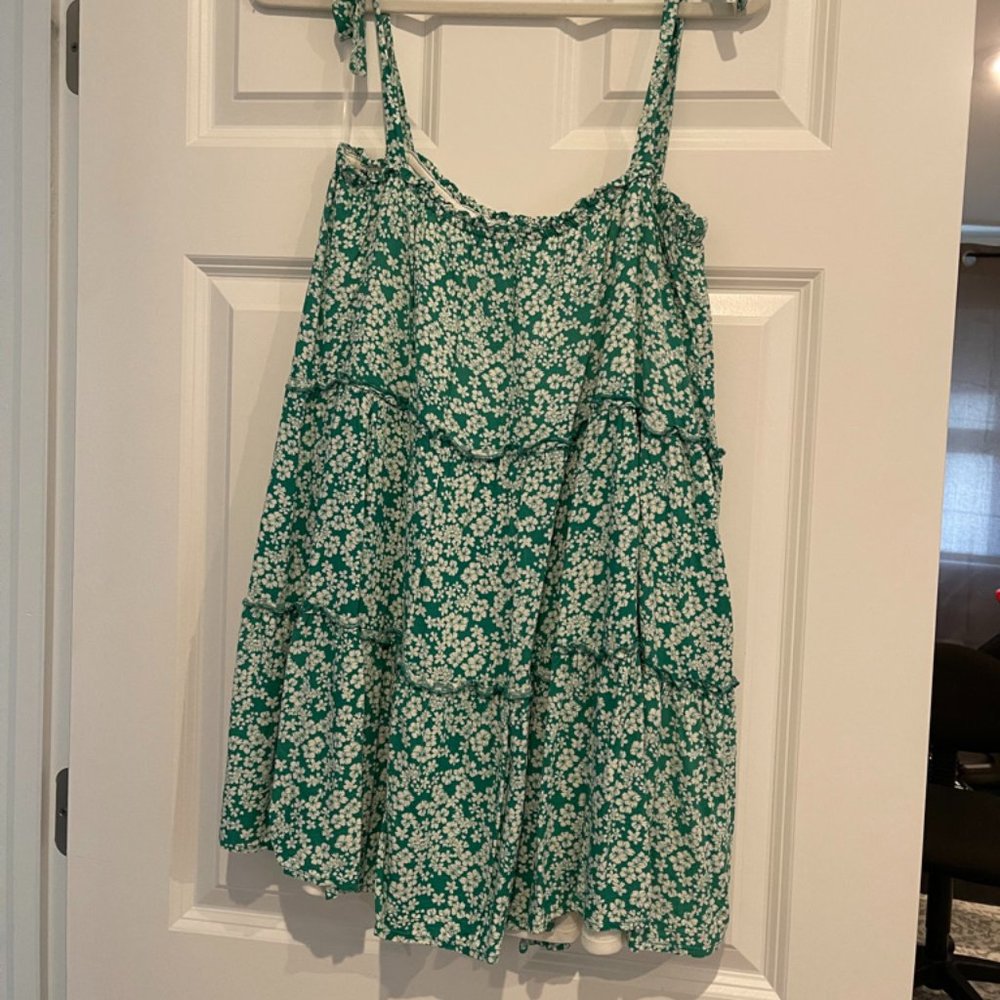 Vici Dolls Dress Size Medium! Worn a handful of times - Picture 1 of 1